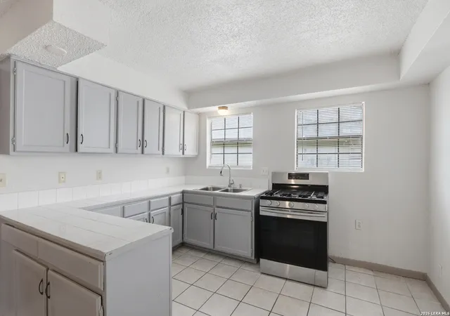 Photo 4 of Single family home for sale at 1721 Brunswick Blvd, San Antonio, TX 78211 | MLS# 1947759 | Listing updated on 2026-08-29