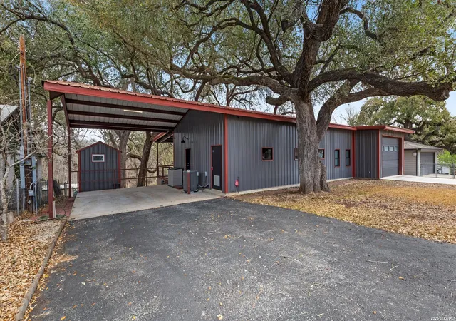 2nd image of 276 Meadow Lake, Seguin, TX 78155 | MLS# 1947786
