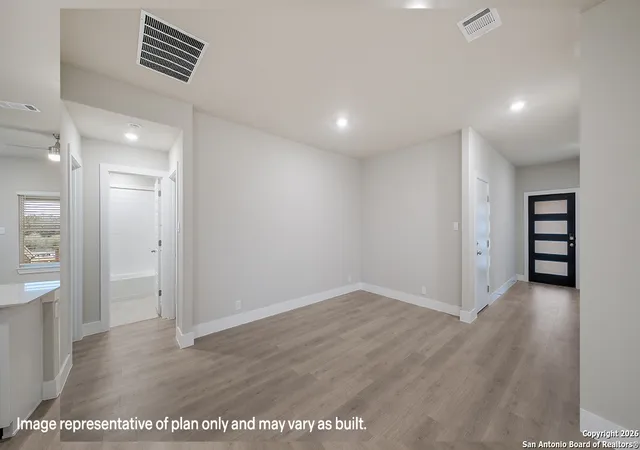 Photo 3 of Single family home for sale at 20940 Stonework Spur, San Antonio, TX 78266 | MLS# 1947795 | Listing updated on 2026-05-18