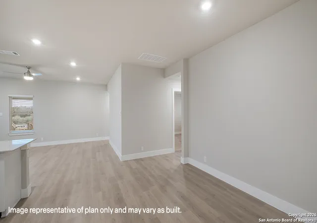 Photo 3 of Single family home for sale at 20940 Stonework Spur, San Antonio, TX 78266 | MLS# 1947795 | Listing updated on 2026-05-18