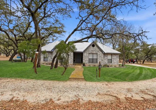 Homes for sale in Natalia, TX | 561 County Road 785, Natalia, TX 78059 | MLS# 1947833