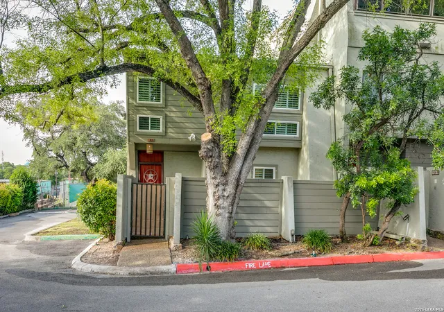 Condo for sale at 3102 Eisenhauer #B 20, San Antonio, TX 78209 | MLS# 1947854