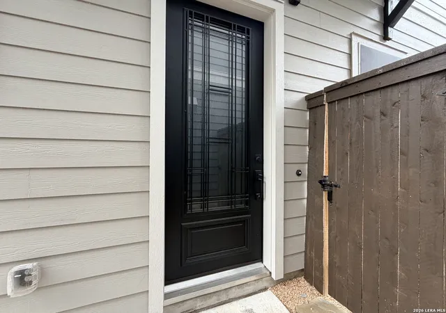 3rd image of 5843 Whitby Rd Unit 30, San Antonio, TX 78240 | MLS# 1947872