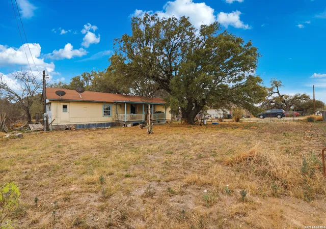 3rd image of 7682 Dixon, Somerset, TX 78069 | MLS# 1947904