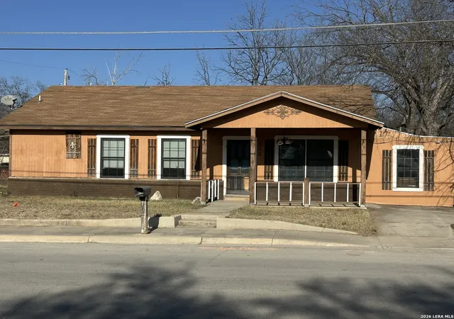 1st image of 202 S 4th, Uvalde, TX 78801 | MLS# 1947919
