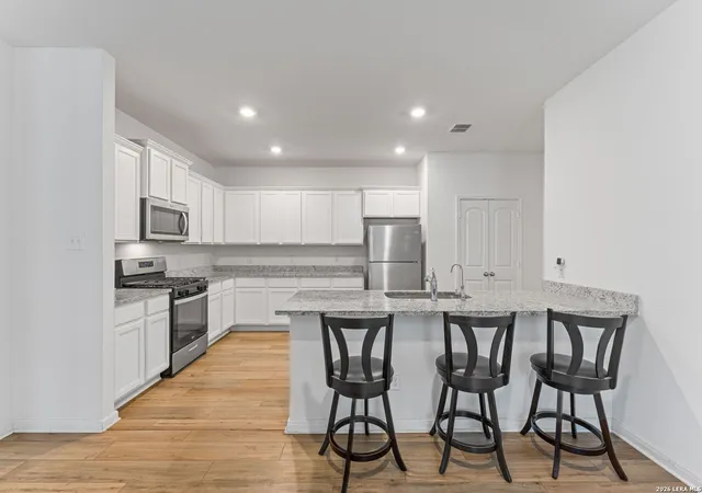 Photo 3 of Single family home for sale at 15103 Telfaire, Von Ormy, TX 78073 | MLS# 1947921 | Listing updated on 2026-04-21