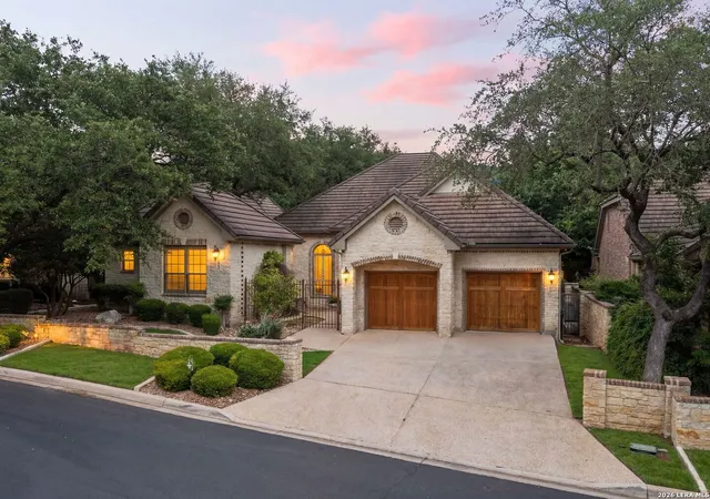 Photo 1 of Sale Pending at 84 Westcourt Ln, San Antonio, TX 78257 | MLS# 1947927 | Listing updated on 2026-05-08