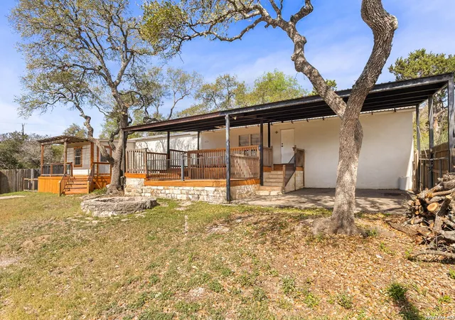 2nd image of 222 Buckhorn, Canyon Lake, TX 78133 | MLS# 1947948