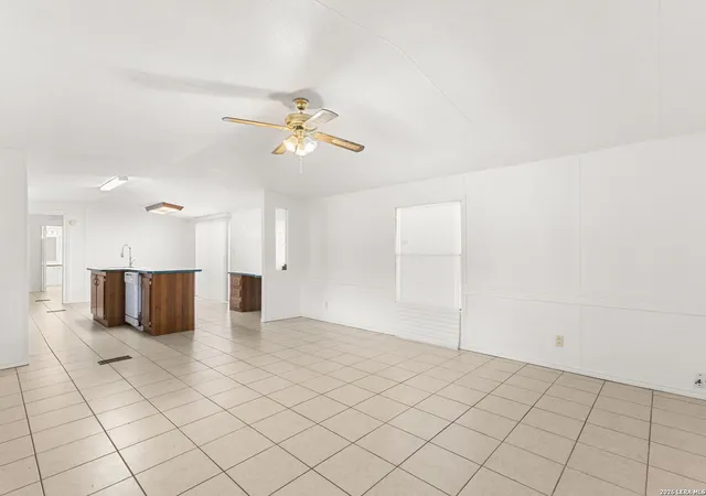 Photo 3 of Manufactured home for sale at 222 Buckhorn, Canyon Lake, TX 78133 | MLS# 1947948 | Listing updated on 2026-03-22