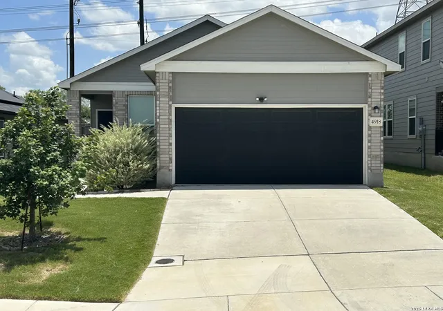 Photo 1 of Single family home for sale at 4918 Via Sonoma, Converse, TX 78109 | MLS# 1947977 | Listing updated on 2026-08-25