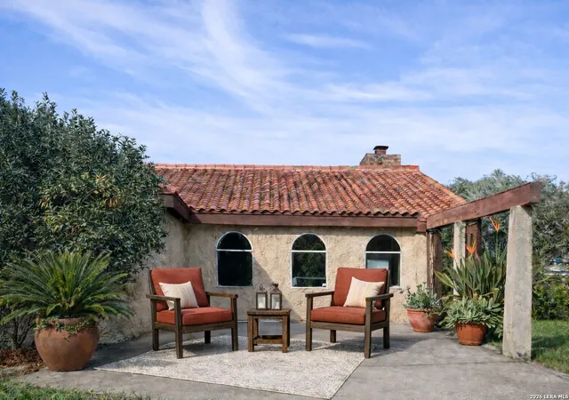 2nd image of 429 Yorktown, Corpus Christi, TX 78418 | MLS# 1947983