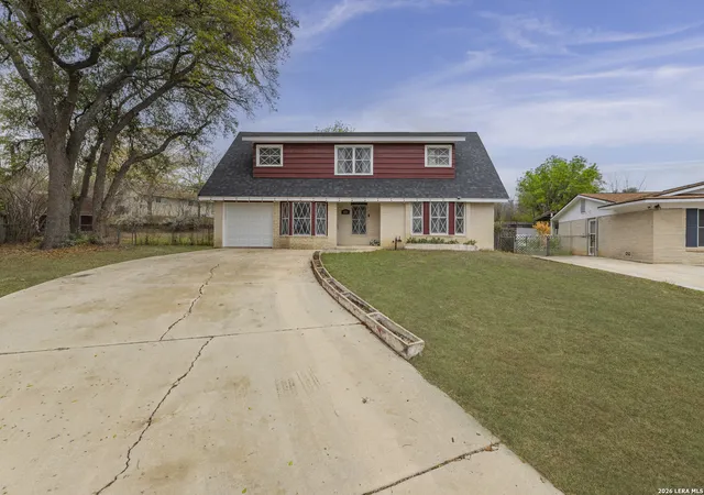 Photo 2 of Sale Pending at 623 Northtrail, San Antonio, TX 78216 | MLS# 1948033 | Listing updated on 2026-03-25