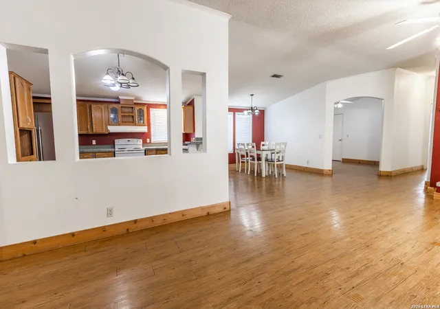 Photo 3 of Single family home for sale at 5526 Fm 20, Seguin, TX 78155 | MLS# 1948035 | Listing updated on 2026-09-21