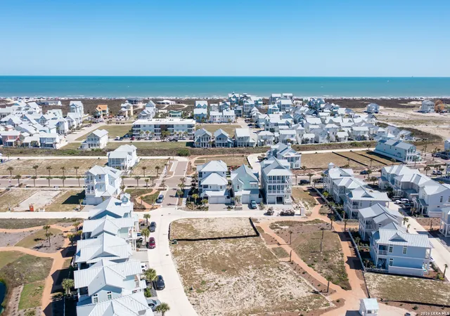Photo 4 of Land for sale at 305 Mermaid Tail, Port Aransas, TX 78373 | MLS# 1948075 | Listing updated on 2026-05-05