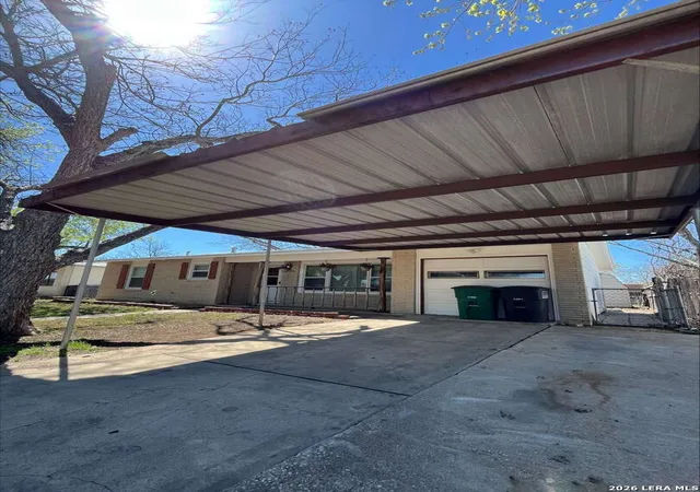 Photo 4 of Single family home for sale at 222 Eastley, San Antonio, TX 78217 | MLS# 1948116 | Listing updated on 2026-05-01
