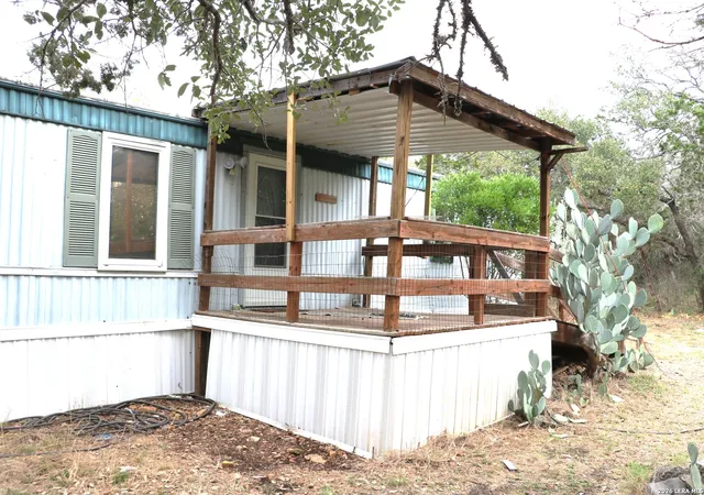 15th image of 201 County Road 2470, Hondo, TX 78861 | MLS# 1948124