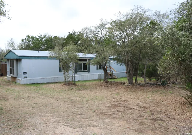 2nd image of 201 County Road 2470, Hondo, TX 78861 | MLS# 1948124