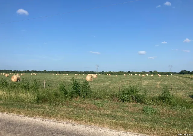 1st image of 0 County Road 117, Floresville, TX 78114 | MLS# 1948132