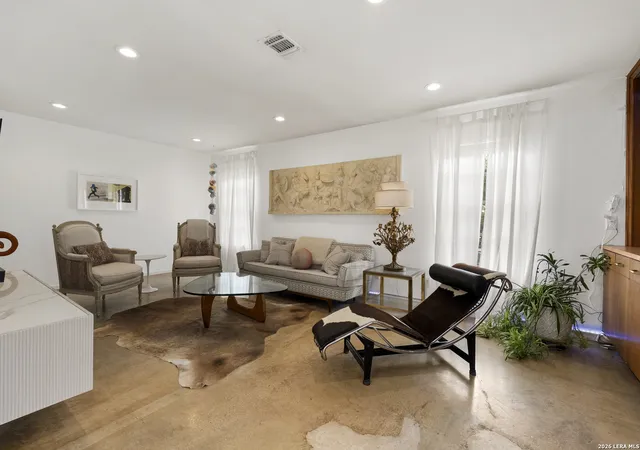 Photo 2 of Single family home for sale at 501 Thelma Dr, Olmos Park, TX 78212 | MLS# 1948174 | Listing updated on 2026-09-13