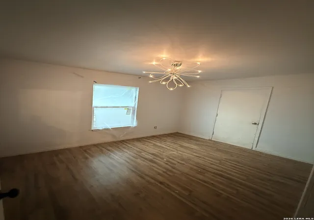 Photo 3 of Sale Pending at 207 29th, San Antonio, TX 78237 | MLS# 1948190 | Listing updated on 2026-08-13