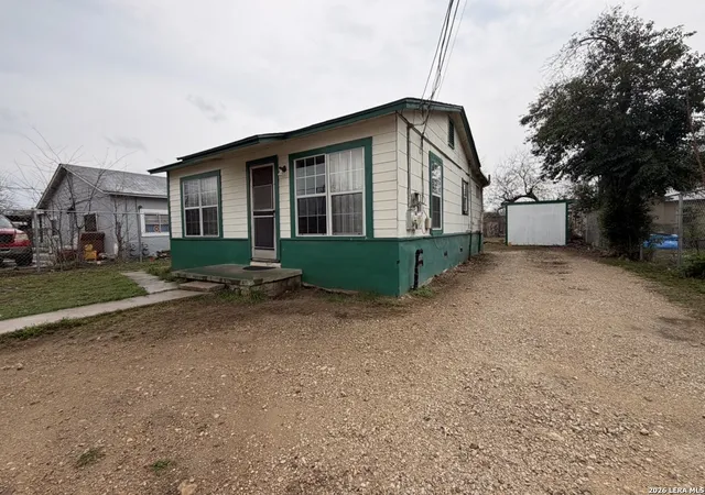 Photo 2 of Sale Pending at 646 Briggs, San Antonio, TX 78211 | MLS# 1948194 | Listing updated on 2026-03-26