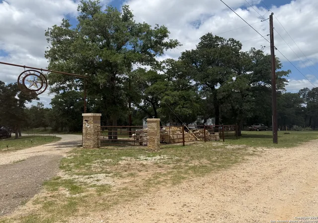 1st image of 108 Deep Woods, Seguin, TX 78155 | MLS# 1948197