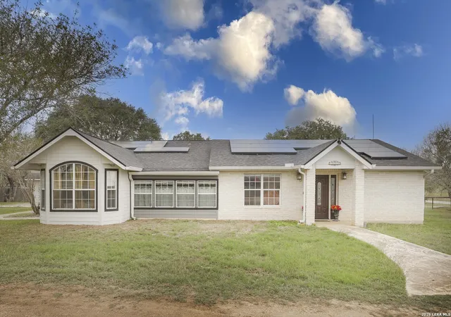 1st image of 1667 Fm 1922, Floresville, TX 78114 | MLS# 1948259