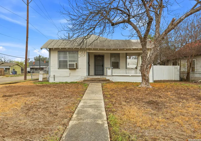 Photo 1 of Sale Pending at 751 Rivas, San Antonio, TX 78207 | MLS# 1948289 | Listing updated on 2026-05-02