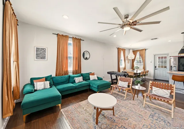 Photo 3 of Single family home for sale at 419 Hackberry, San Antonio, TX 78202 | MLS# 1948316 | Listing updated on 2026-06-30