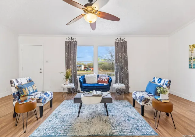 Photo 2 of Manufactured home for sale at 415 County Road 3822, San Antonio, TX 78253 | MLS# 1948330 | Listing updated on 2026-04-24