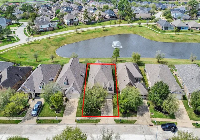 2nd image of 12606 Baldwin Springs, Tomball, TX 77377 | MLS# 1948410