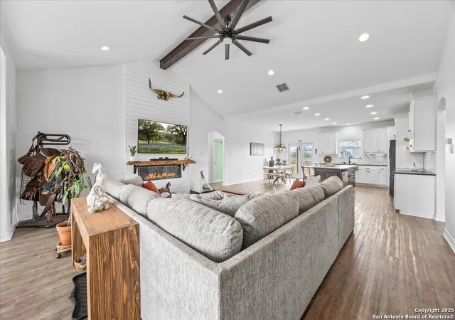 5th image of 475 County Road 240, Gonzales, TX 78629 | MLS# 1948453
