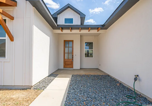 3rd image of 15622 Fox Lane, Selma, TX 78154 | MLS# 1948460