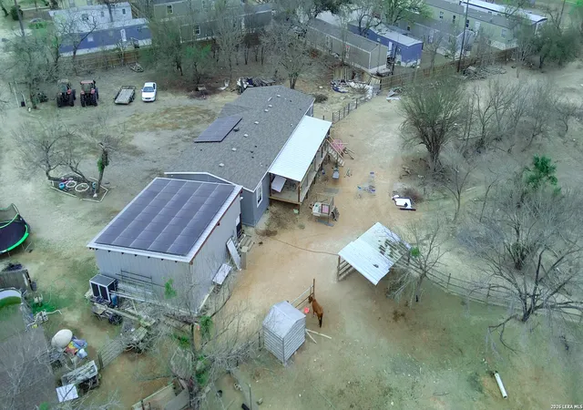 2nd image of 114 4th, Natalia, TX 78059 | MLS# 1948517