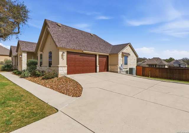 Photo 3 of Sale Pending at 8218 Garden Arbor, Garden Ridge, TX 78266 | MLS# 1948535 | Listing updated on 2026-04-21