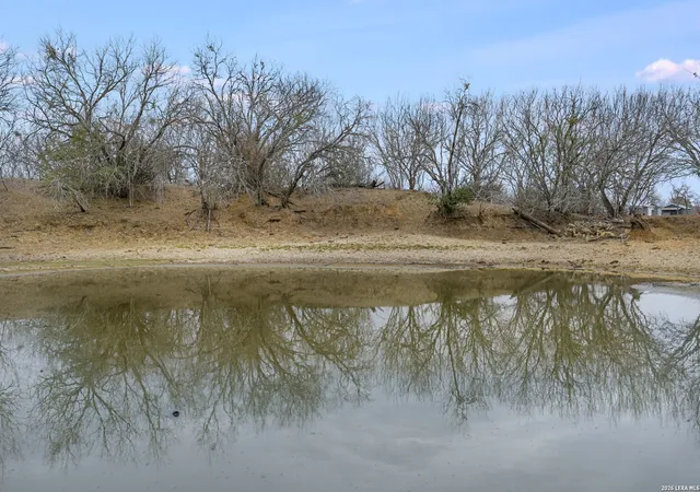 2nd image of 000 County Road 454, Stockdale, TX 78160 | MLS# 1948568