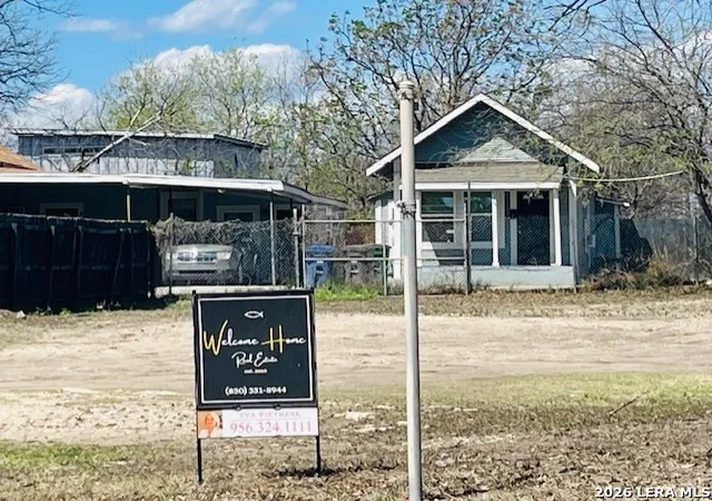 Photo 4 of Land for sale at 615 Indiana, San Antonio, TX 78210 | MLS# 1948571 | Listing updated on 2026-03-27