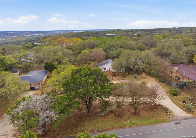 Photo 2 of Sale Pending at 933 Fredericksburg, New Braunfels, TX 78130 | MLS# 1948577 | Listing updated on 2026-04-02