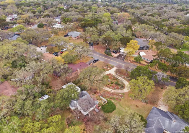 Photo 3 of Sale Pending at 933 Fredericksburg, New Braunfels, TX 78130 | MLS# 1948577 | Listing updated on 2026-04-02