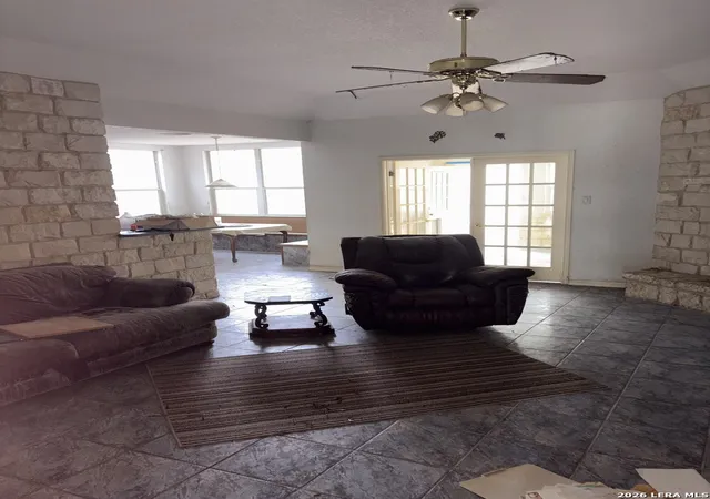 5th image of 10520 Us Hwy 281, Spring Branch, TX 78070 | MLS# 1948588