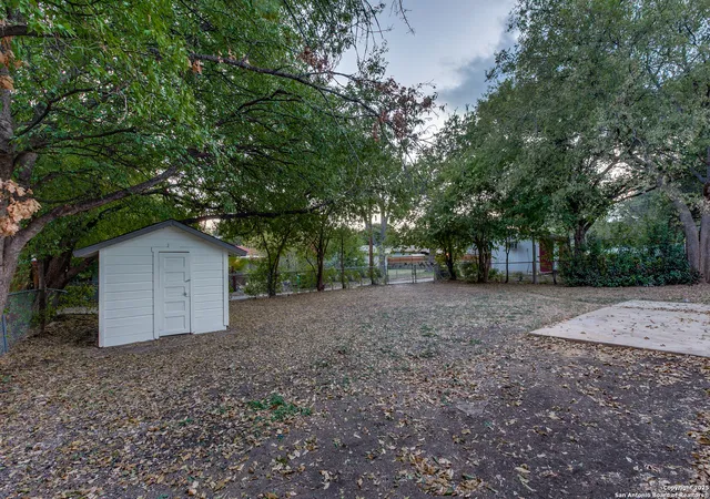 13th image of 126 Addax, San Antonio, TX 78213 | MLS# 1948604