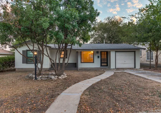 1st image of 126 Addax, San Antonio, TX 78213 | MLS# 1948604