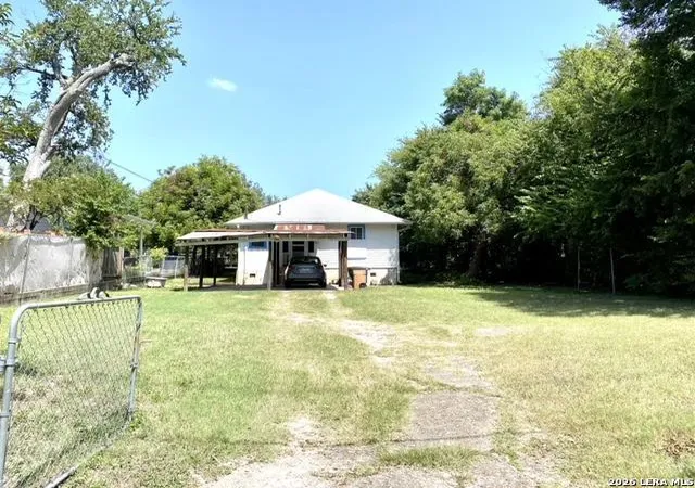 8th image of 1005 E 13th, Austin, TX 78702 | MLS# 1948619