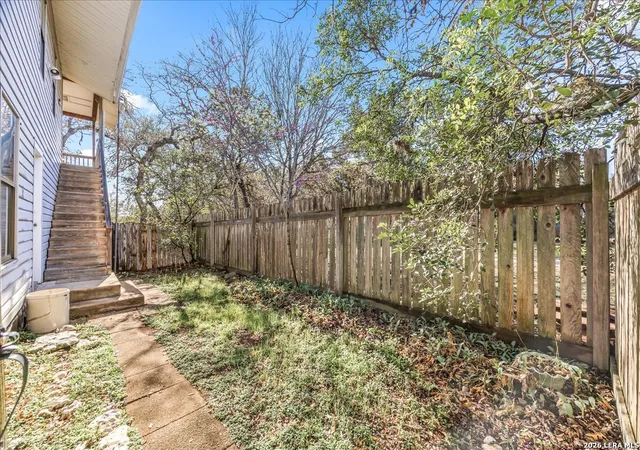 Photo 4 of Single family home for sale at 2748 Lakeshore, Canyon Lake, TX 78133 | MLS# 1948634 | Listing updated on 2026-09-23