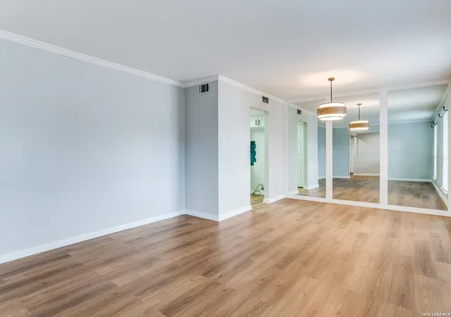 Photo 4 of Single family home for sale at 2910 Bee Cave, San Antonio, TX 78231 | MLS# 1948644 | Listing updated on 2026-05-07