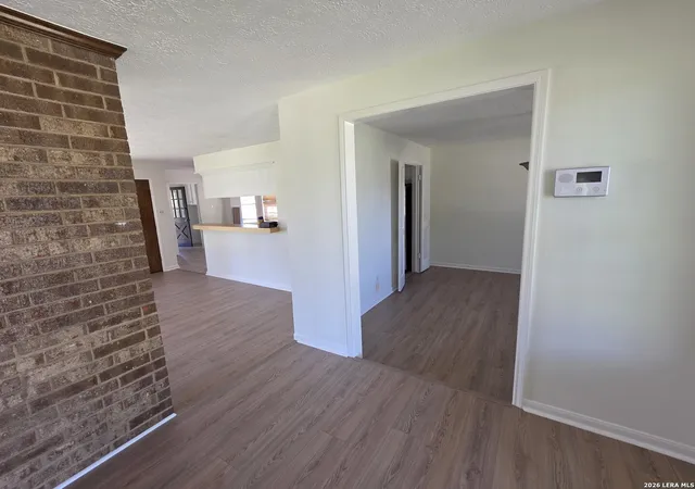 3rd image of 1804 Winding Creek, Pearland, TX 77581 | MLS# 1948667