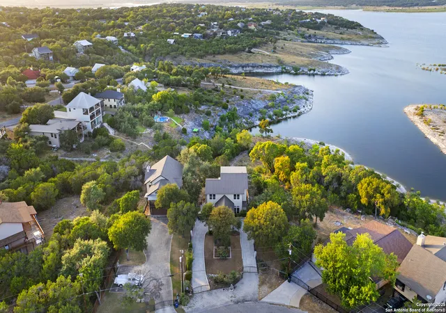 2nd image of 361 Riviera Dr, Canyon Lake, TX 78133 | MLS# 1948669