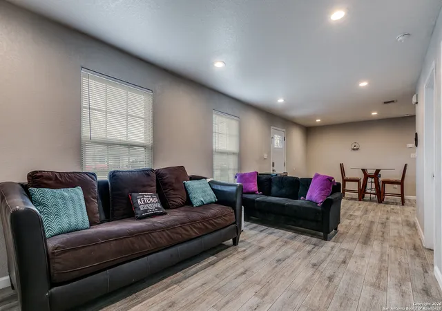 Homes for sale in San Antonio, TX | 5323 War Cloud Dr, San Antonio, TX 78242 | MLS# 1948696