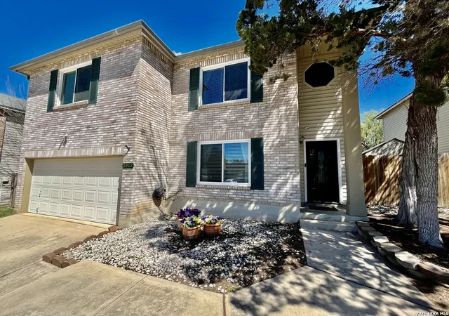 Sale Pending at 3043 Solitaire Hl, San Antonio, TX 78247 | MLS# 1948700 | Listing updated on 2026-05-11