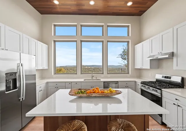 Photo 4 of Sale Pending at 301 Vip, Canyon Lake, TX 78133 | MLS# 1948704 | Listing updated on 2026-08-25